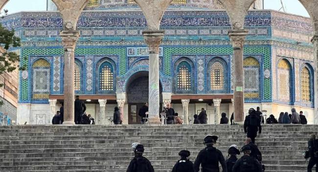 UN calls for restraint after violence at Al-Aqsa